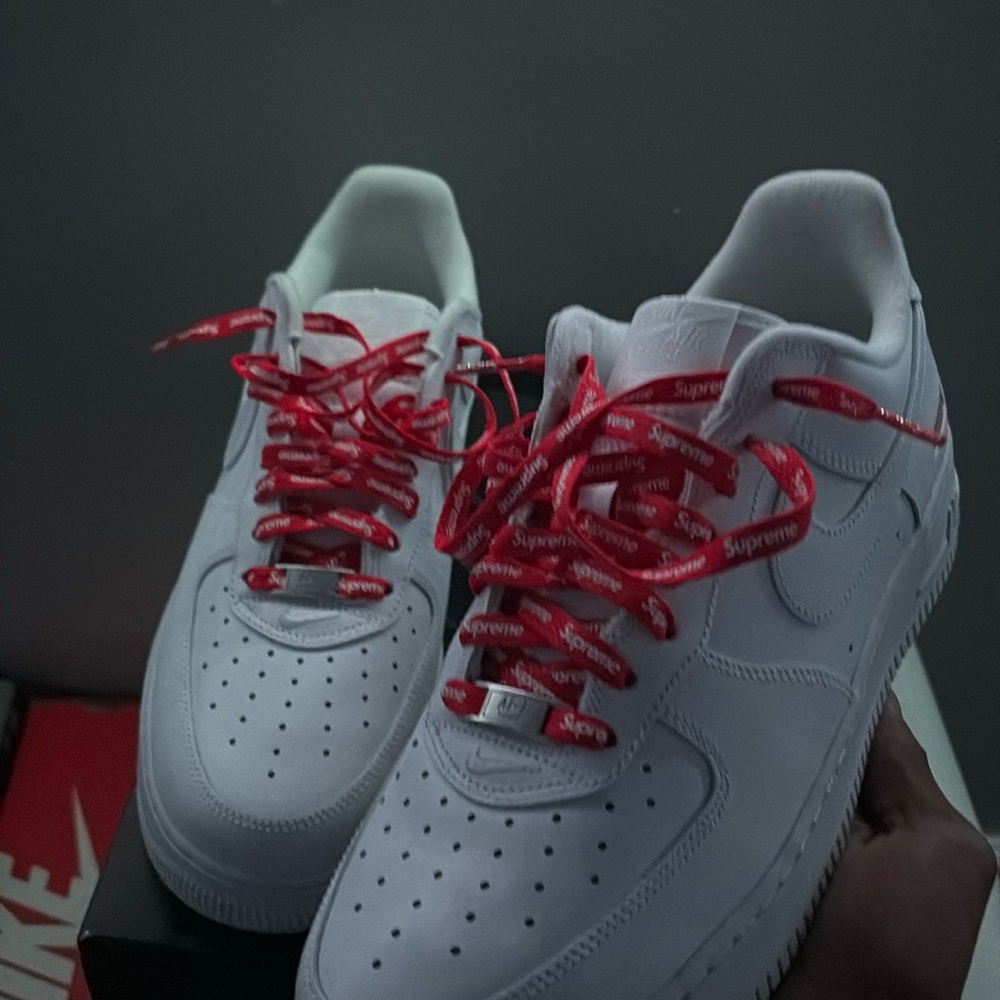 Brand new never worn had the box